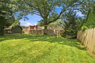 1451 Doncaster Dr, Youngstown, OH 44511 - Photo 34