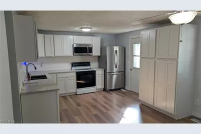 7376 Willow Run Drive, Mentor, OH 44060 - Photo 2