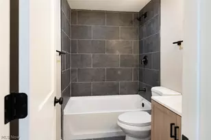 208 S Roanoke Ave, Youngstown, OH 44515 - Photo 20
