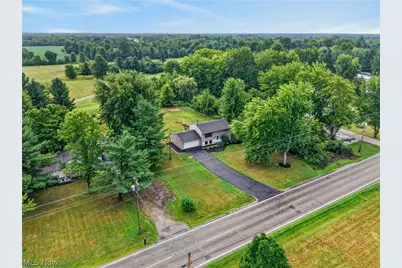 16761 Indian Hollow Road, Grafton, OH 44044 - Photo 6