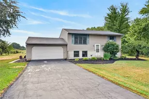 16761 Indian Hollow Rd, Grafton, OH 44044 - Photo 2