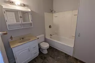 19314 Cherokee Ave, Loveland, OH 44119 - Photo 8
