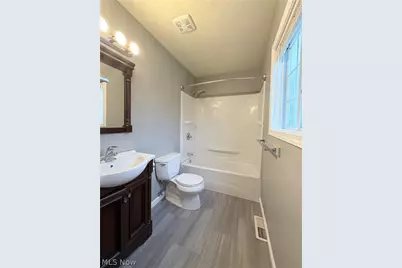 2107 Randall Street, Lorain, OH 44052 - Photo 22