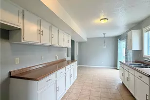 2107 Randall St, Lorain, OH 44052 - Photo 12