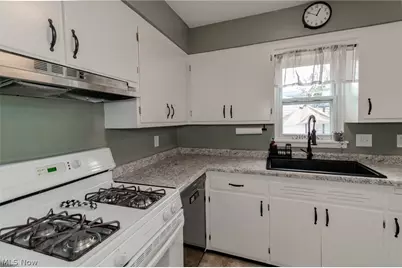 29248 Oakdale Road, Willowick, OH 44095 - Photo 6