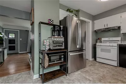 29248 Oakdale Road, Willowick, OH 44095 - Photo 8