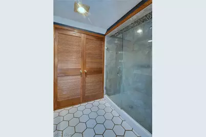 186 S Main Street, Hudson, OH 44236 - Photo 16