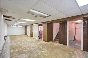 29632 Fairway Blvd, Willowick, OH 44095 - Photo 18