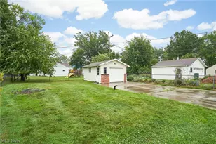 29632 Fairway Blvd, Willowick, OH 44095 - Photo 24