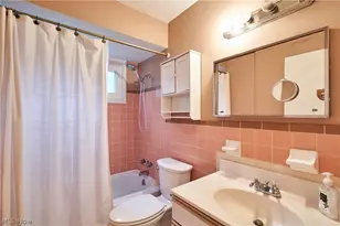 29632 Fairway Blvd, Willowick, OH 44095 - Photo 4