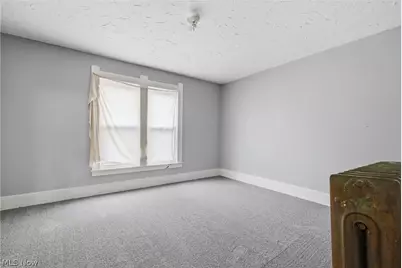 934 Middle Avenue, Elyria, OH 44035 - Photo 6