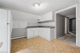 934 Middle Ave, Elyria, OH 44035 - Photo 18