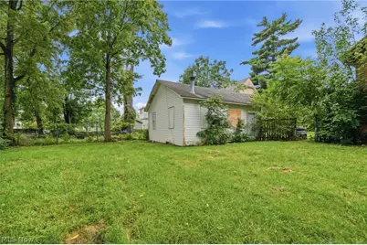 934 Middle Avenue, Elyria, OH 44035 - Photo 32