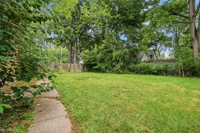 934 Middle Avenue, Elyria, OH 44035 - Photo 34