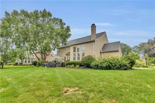 361 Harbor Ct, Avon Lake, OH 44012 - Photo 4