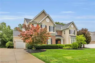361 Harbor Ct, Avon Lake, OH 44012 - Photo 2