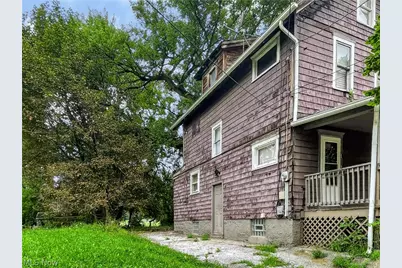 898 Haynes Street, Akron, OH 44307 - Photo 16