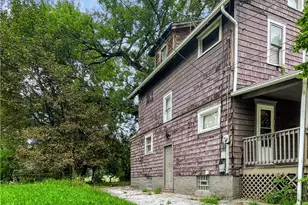 898 Haynes St, Akron, OH 44307 - Photo 16