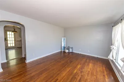 1597 Bond Street, Akron, OH 44313 - Photo 8
