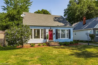 1597 Bond Street, Akron, OH 44313 - Photo 2