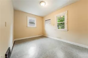 2549 Ogden Ave, Akron, OH 44312 - Photo 24