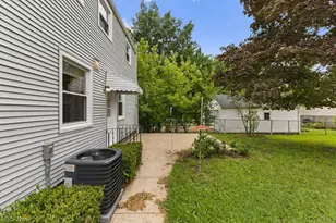 1107 Silver Lake Ave, Cuyahoga Falls, OH 44223 - Photo 38