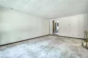 9412 Beaver Creek Dr, Mentor, OH 44060 - Photo 22