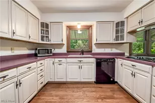 9412 Beaver Creek Dr, Mentor, OH 44060 - Photo 10