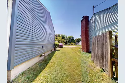 435 2nd Street SE, Brewster, OH 44613 - Photo 28