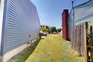 435 2nd St SE, Brewster, OH 44613 - Photo 28