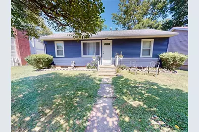 435 2nd Street SE, Brewster, OH 44613 - Photo 2
