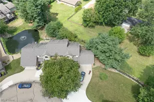 4839 Pond Dr NW, North Canton, OH 44720 - Photo 2