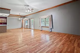 201 Cornerstone Pl, Wellington, OH 44090 - Photo 10