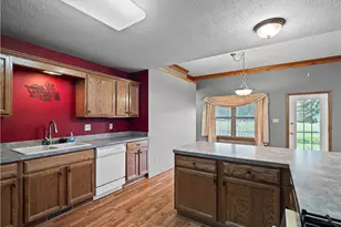 201 Cornerstone Pl, Wellington, OH 44090 - Photo 18