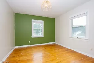 2826 Greenridge Rd, Norton, OH 44203 - Photo 12