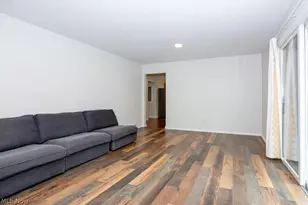 2826 Greenridge Rd, Norton, OH 44203 - Photo 10