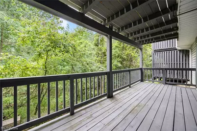 4648 Oak Point Road, Lorain, OH 44053 - Photo 20