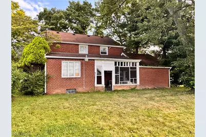504 33rd Street NW, Canton, OH 44709 - Photo 2