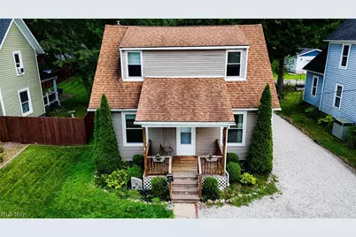 395 High Street, Wadsworth, OH 44281 - Photo 1