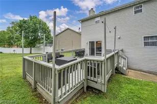 1062 McShane Dr, Cuyahoga Falls, OH 44221 - Photo 42