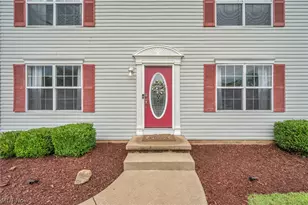 1062 McShane Dr, Cuyahoga Falls, OH 44221 - Photo 4
