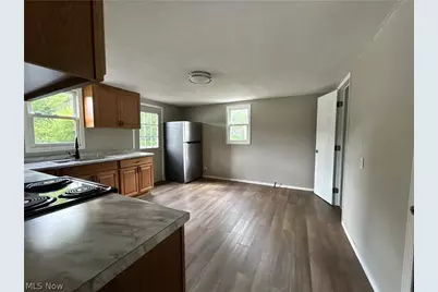 2370 W 23rd Street, Bellaire, OH 43906 - Photo 4
