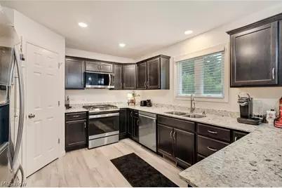 1254 Cross Drive, Austintown, OH 44515 - Photo 18