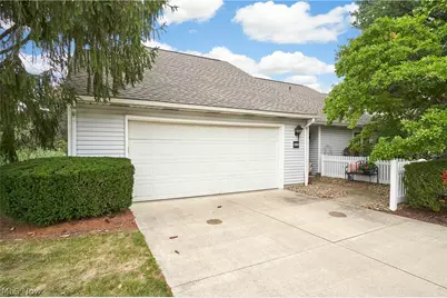 2069 Saxony Drive, Akron, OH 44313 - Photo 1