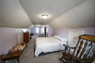 61 Hawk Ave, Akron, OH 44312 - Photo 16