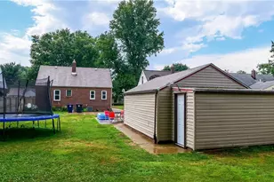 61 Hawk Ave, Akron, OH 44312 - Photo 22