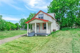 5838 Portage Ave, Loveland, OH 44127 - Photo 2