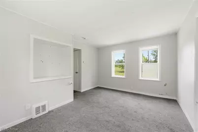 5838 Portage Avenue, Loveland, OH 44127 - Photo 12