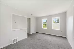 5838 Portage Ave, Loveland, OH 44127 - Photo 12