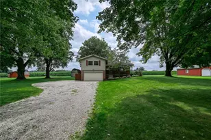 496 Howe Rd, Kent, OH 44240 - Photo 2